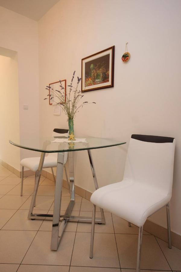 Apartment Mali Losinj 7879B Екстериор снимка
